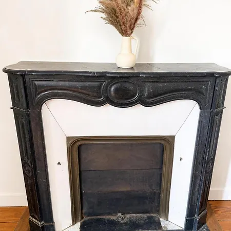 Le Clos Langevin Apartment *
